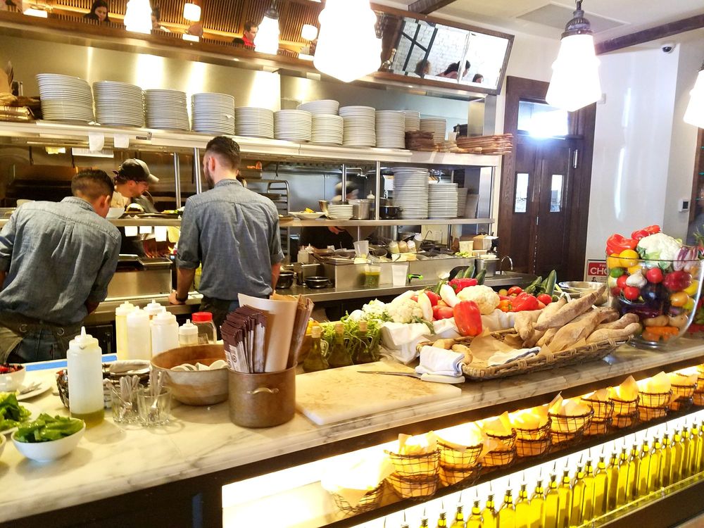 Lulu Kitchen & Bar